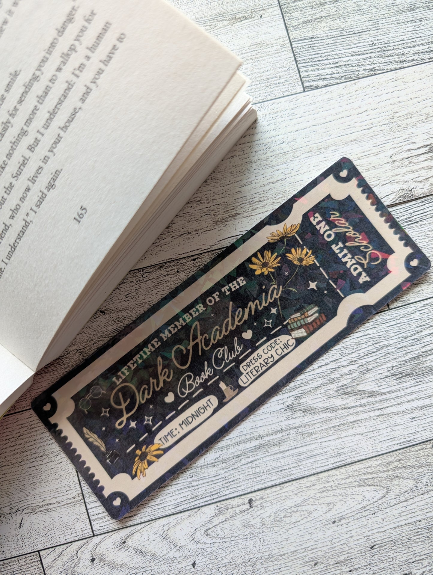 📚 Dark Academia Bookmark – Aesthetic Book Lover Gift for Scholars & Dreamers