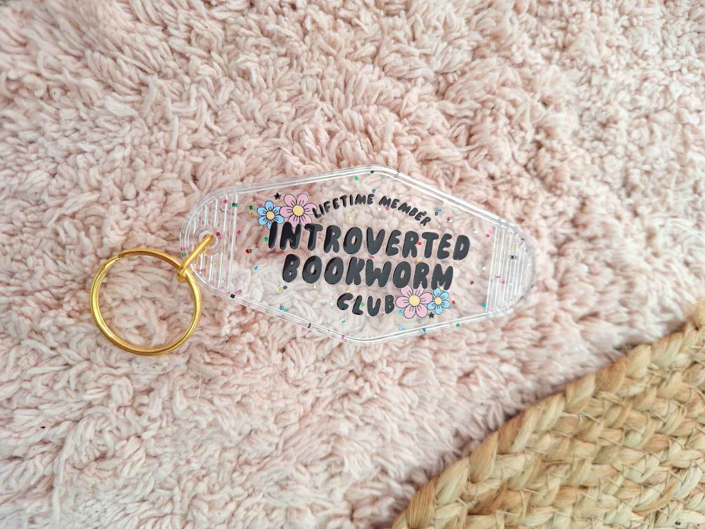 Introverted Bookworm Motel Keychain – Retro Bookish Key Tag for Quiet Readers